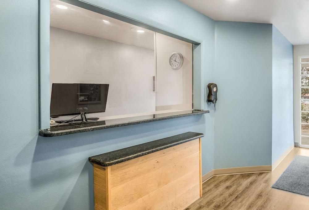 Extended Stay America Select Suites - Tallahassee - Northwest מראה חיצוני תמונה